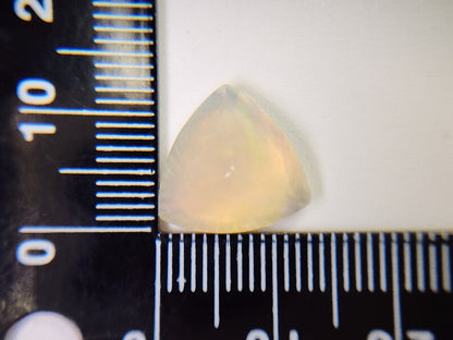 0916-32　オパール　3.40ct