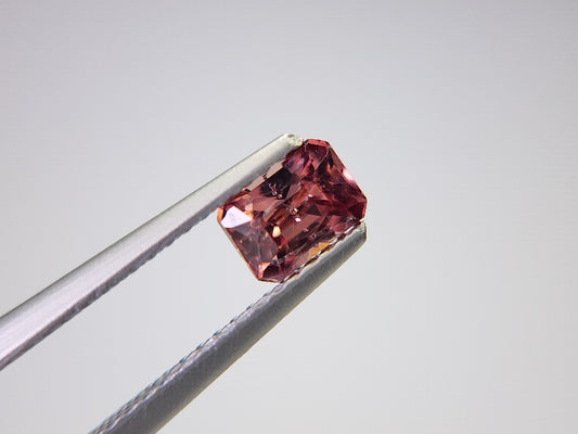 0935-9　ピンクジルコン　0.78ct
