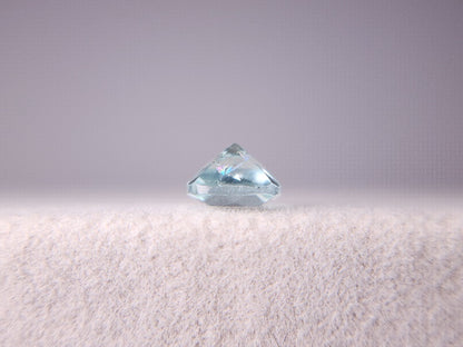 gBE-2　虹入り！グリーンベリル　0.93ct