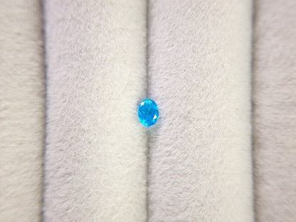 0530-3　ネオンブルーアパタイト　0.21ct