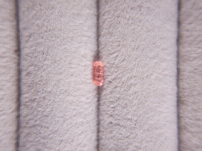 VY-1　ベイリネナイト　0.16ct