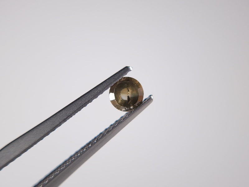 0015-5-1　ダイヤモンド(カボション)　0.39ct