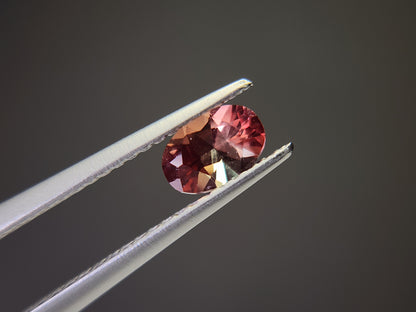 0152-3-3　バイカラーアンデシン　0.41ct