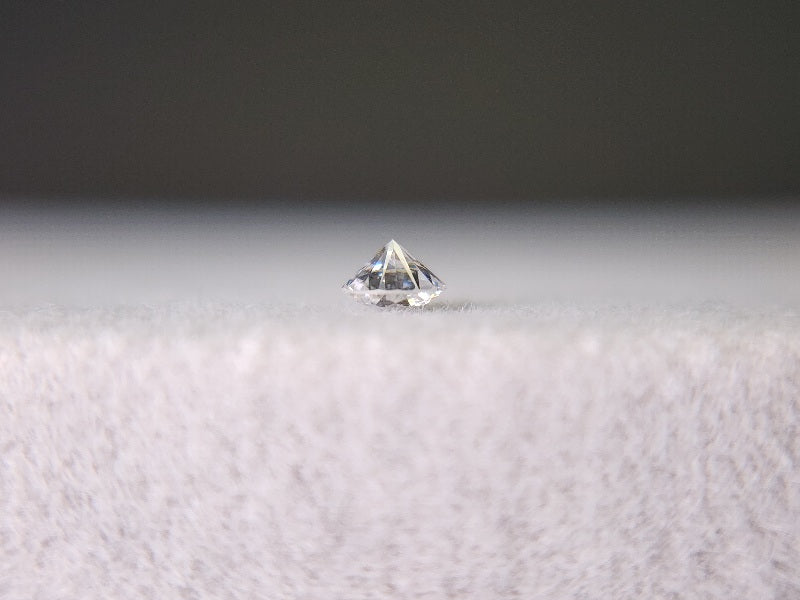 0015-1-17　ダイヤモンド　0.11ct