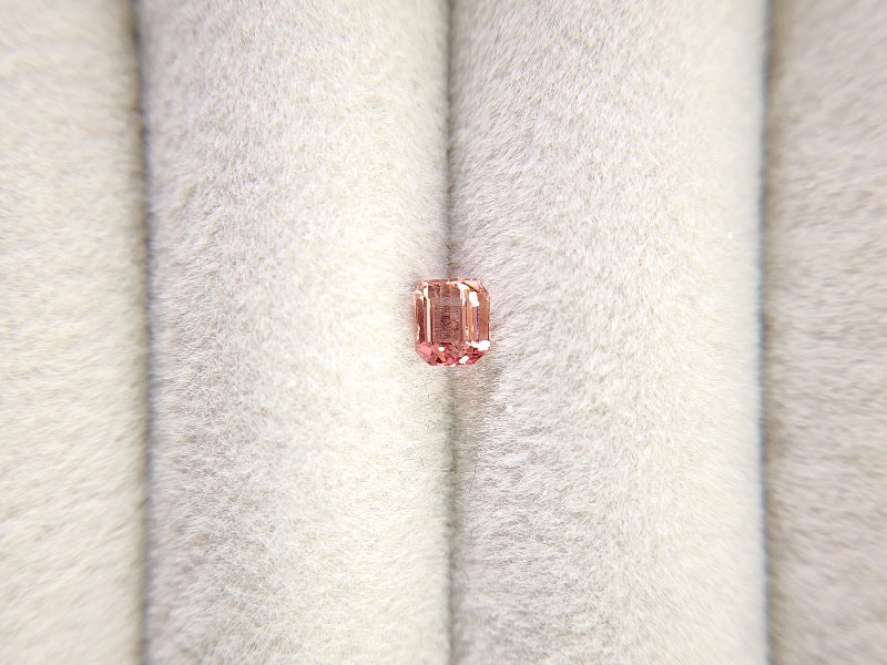 0879-82  トルマリン  0.43ct