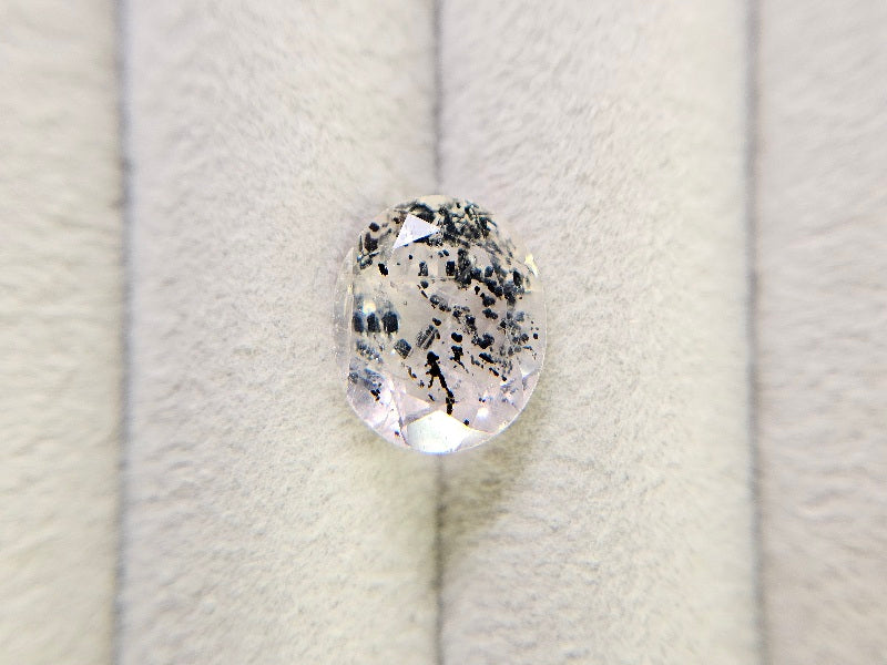 MICir-8　マイカインローズクォーツ　4.08ct