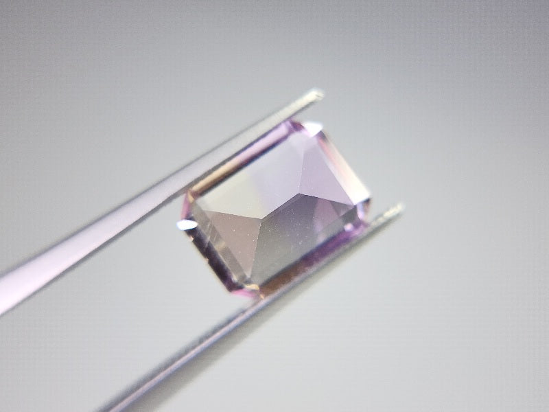 AMT-18　アメトリン　2.20ct