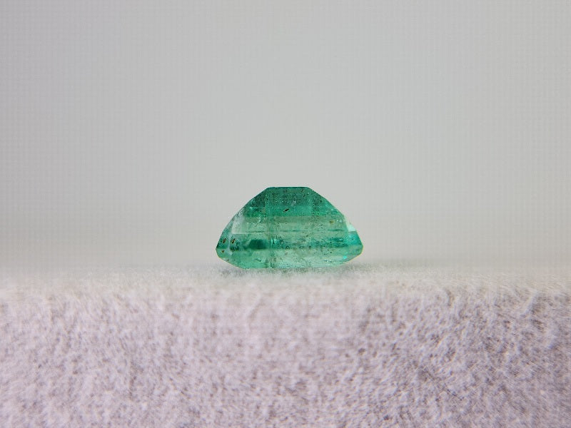EM-4　エメラルド(ザンビア産)　0.63ct