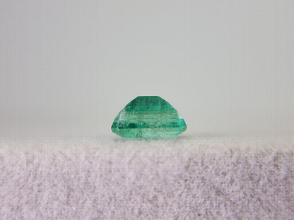 EM-4　エメラルド(ザンビア産)　0.63ct
