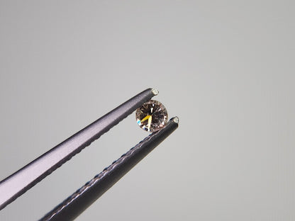 0015-2-1　ブラウンダイヤモンド　0.05ct