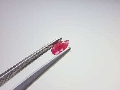 r-BE-3　レッドベリル　0.11ct
