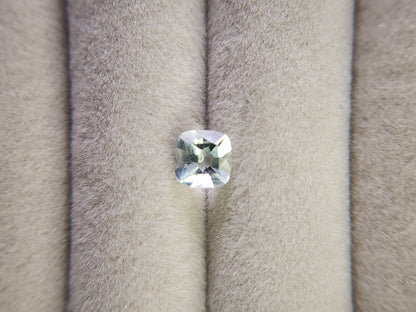 0878-4-3　グリーンベリル　0.86ct