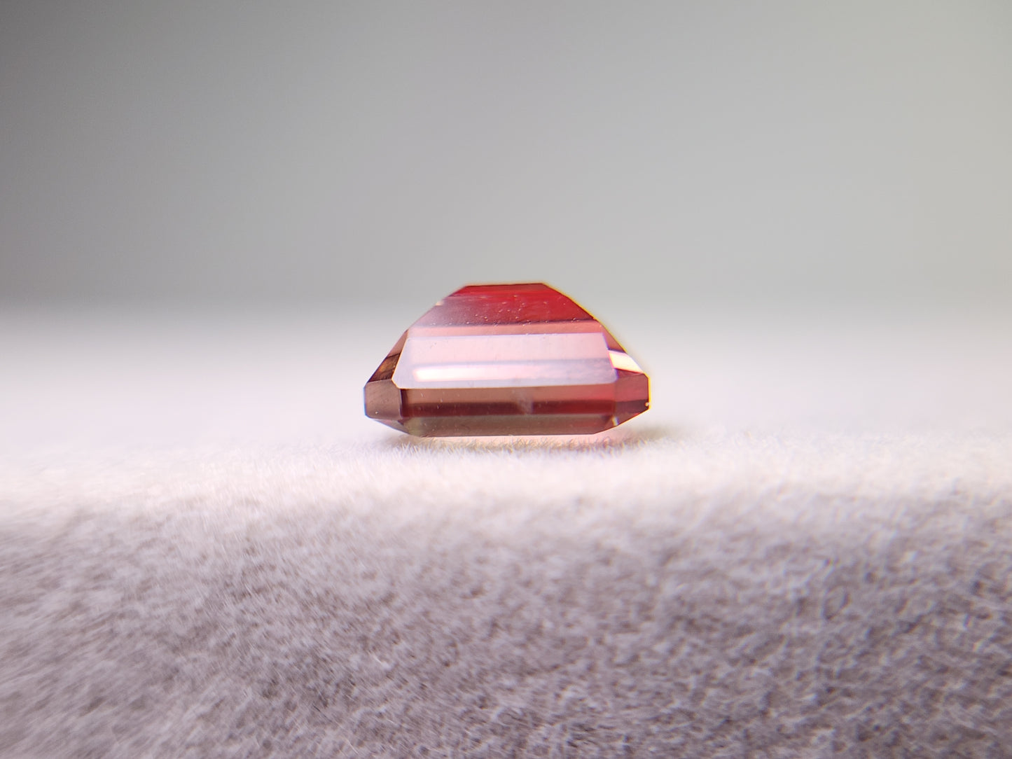 0151-3-3　バイカラーアンデシン　1.03ct