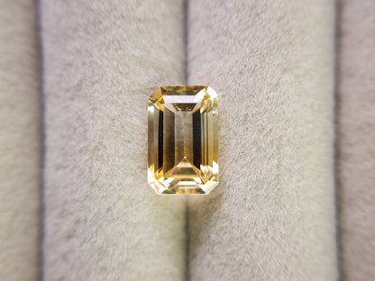 0365-4-5　バイカラーシトリン　2.92ct