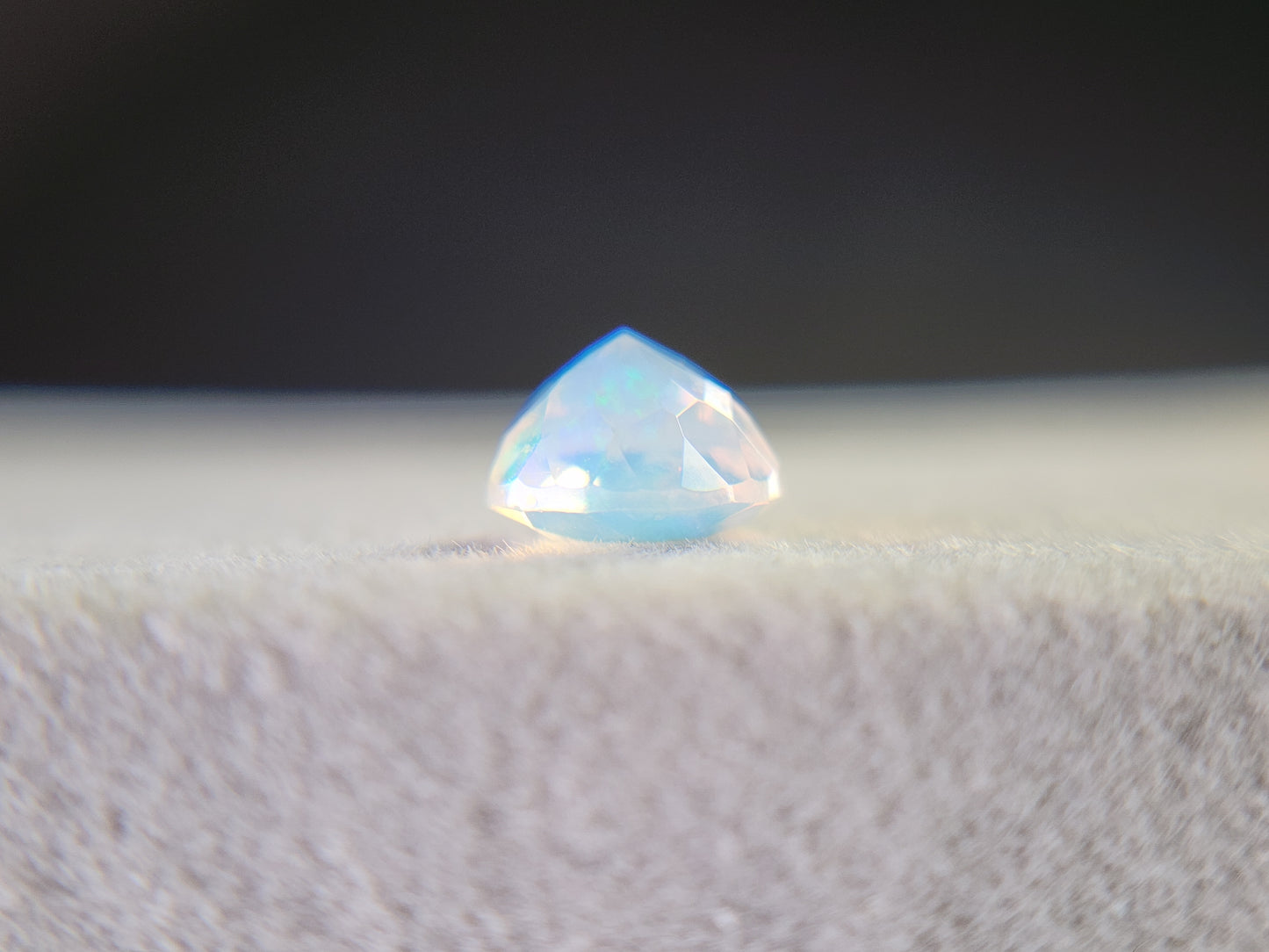 0916-14　オパール　0.86ct