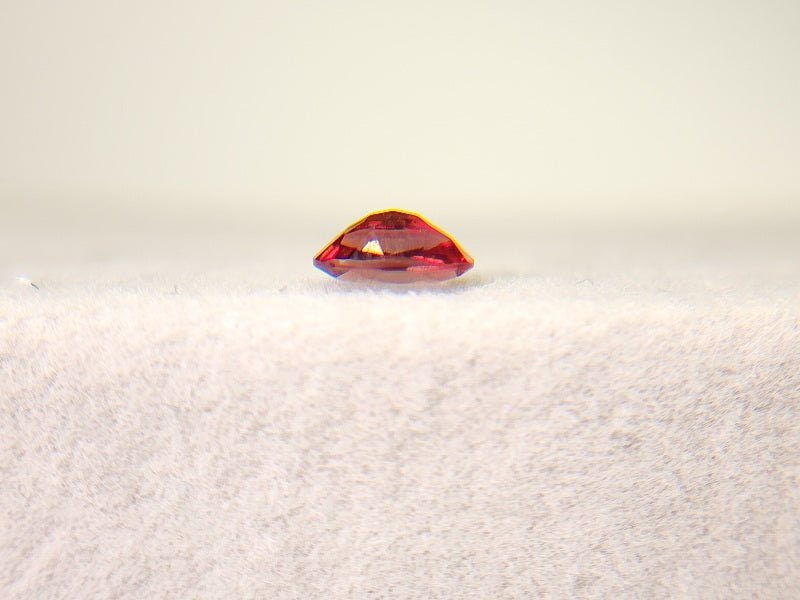 0152-2-13　バイカラーアンデシン　0.37ct