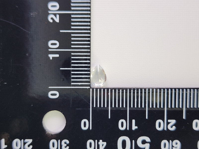 0762-11　アンデシンラブラドライト　0.43ct