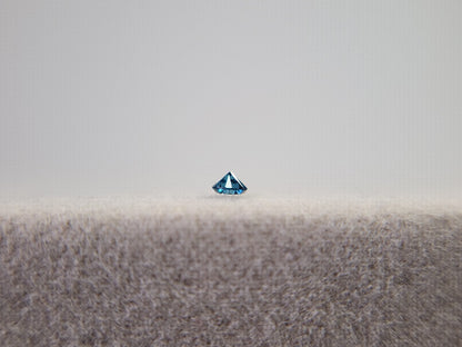 0015-3-10　ブルーダイヤモンド(トリートメント)　0.03ct