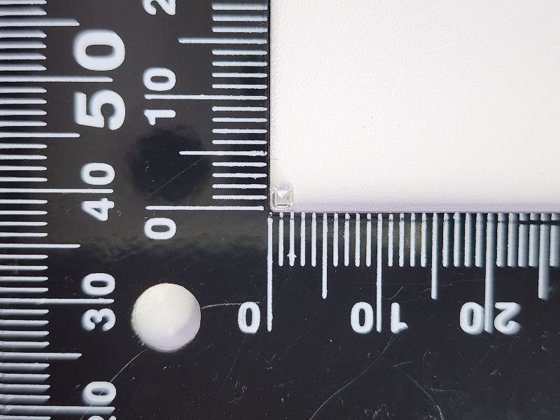 0015-1-3　ダイヤモンド　0.05ct