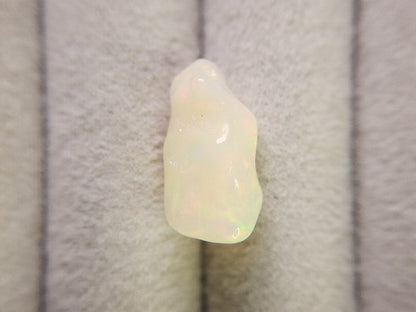 0914-1　さざれオパール（穴あき）　5.75ct