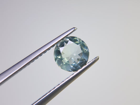 0878-3-7　グリーンベリル　0.66ct