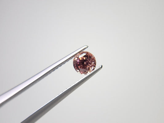 pi-Z-1　ピンクジルコン　0.66ct