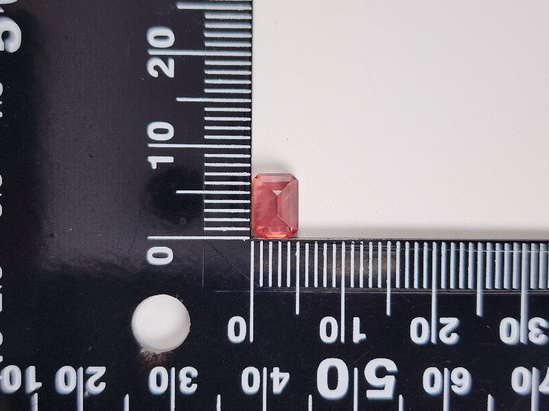 0151-2-22 バイカラーアンデシン 0.93ct – 東洋ルース公式オンライン