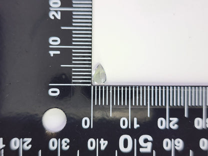 0644-11-4　ゾイサイト　0.35ct