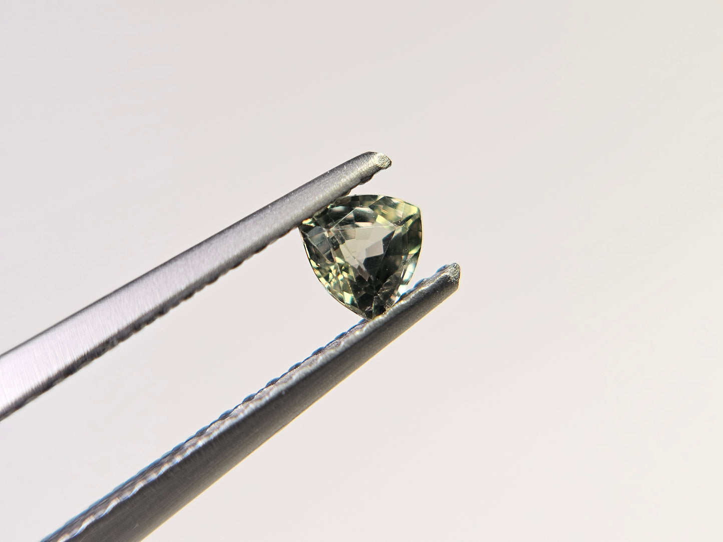 g-SA-2　グリーンサファイア　0.29ct