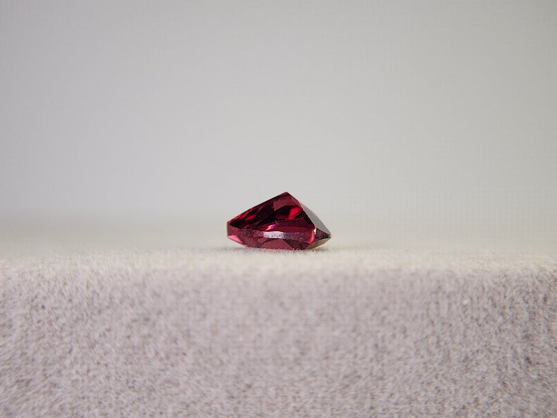 0910-1-15　ガーネット　1.40ct