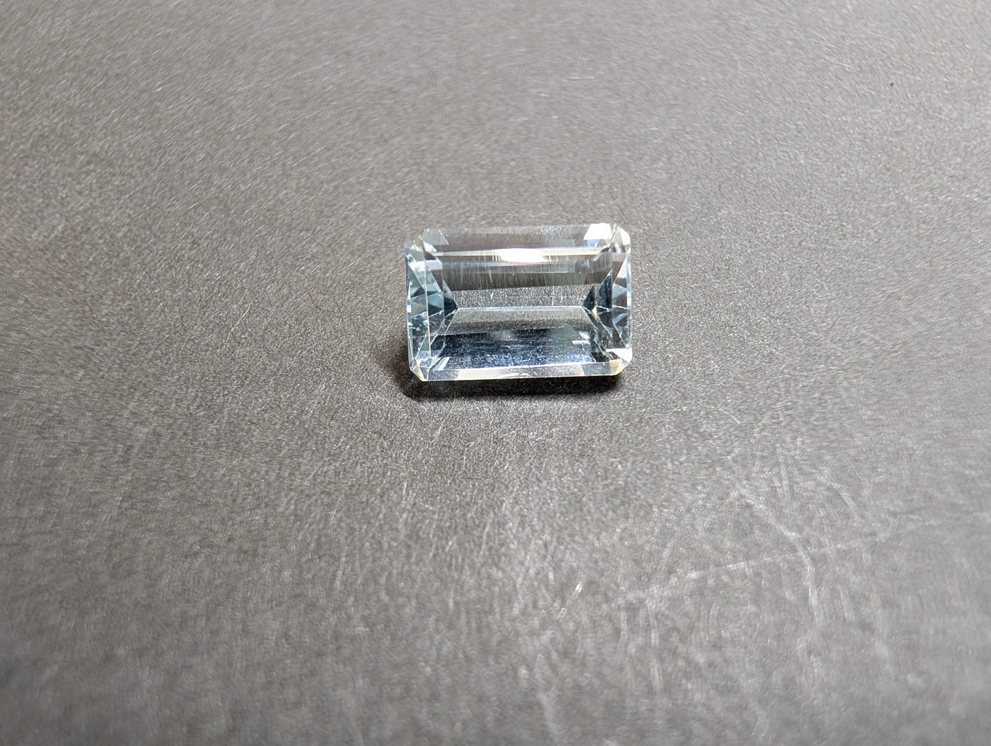 0077 バイカラートパーズ 3.28ct