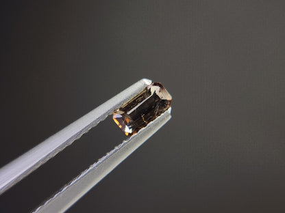 【期間限定】10/23まで　アキシナイト　0.23ct　13