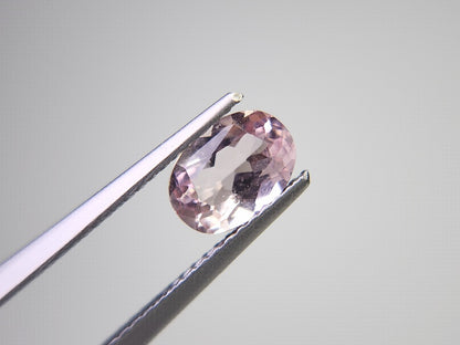 0908-11　モルガナイト　0.99ct