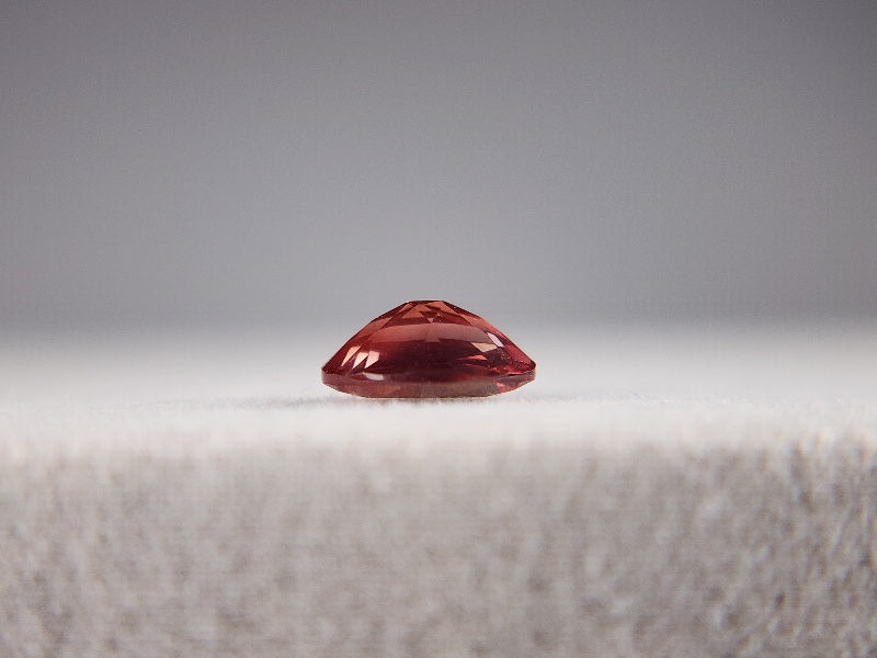 0504-13　バイカラーアンデシン　0.63ct