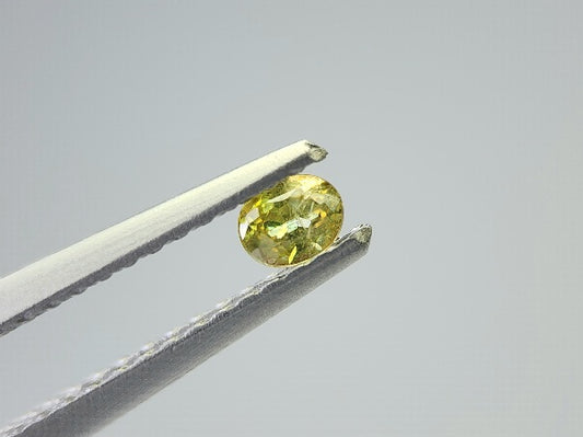 0932-1-9　スフェーン　0.12ct