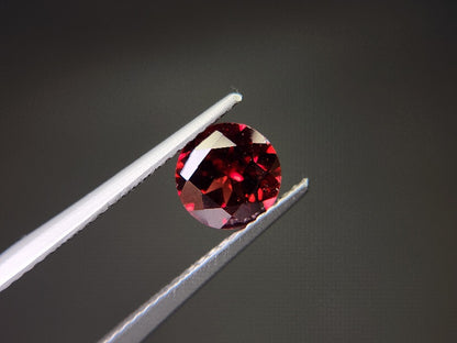 0910-2-6　ガーネット　1.57ct