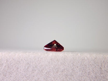 0910-1-5　ガーネット　1.35ct