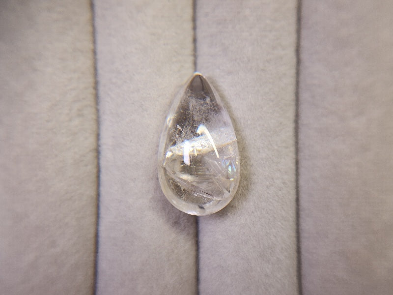 0887-22　クォーツインクォーツ　13.45ct