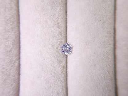 0002-10　スピネル　0.18ct