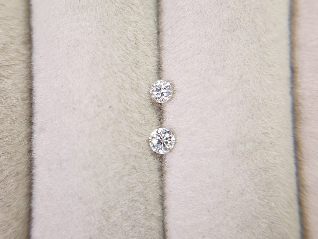 【宝石比較セット】ダイヤモンド＆合成モアッサナイト