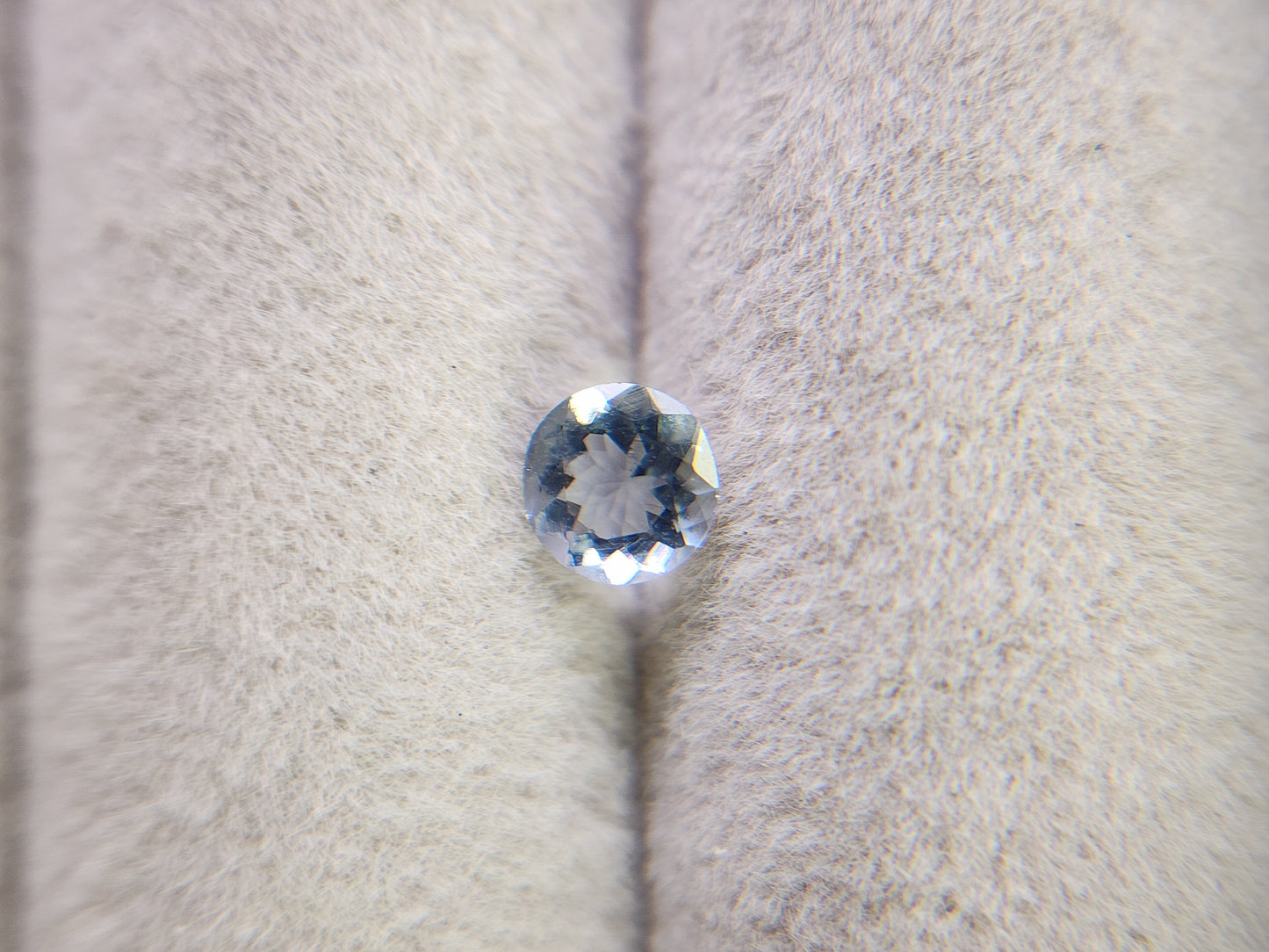 0657-24-2　ゾイサイト　0.31ct