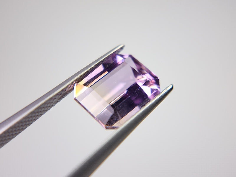 AMT-13　アメトリン　2.89ct