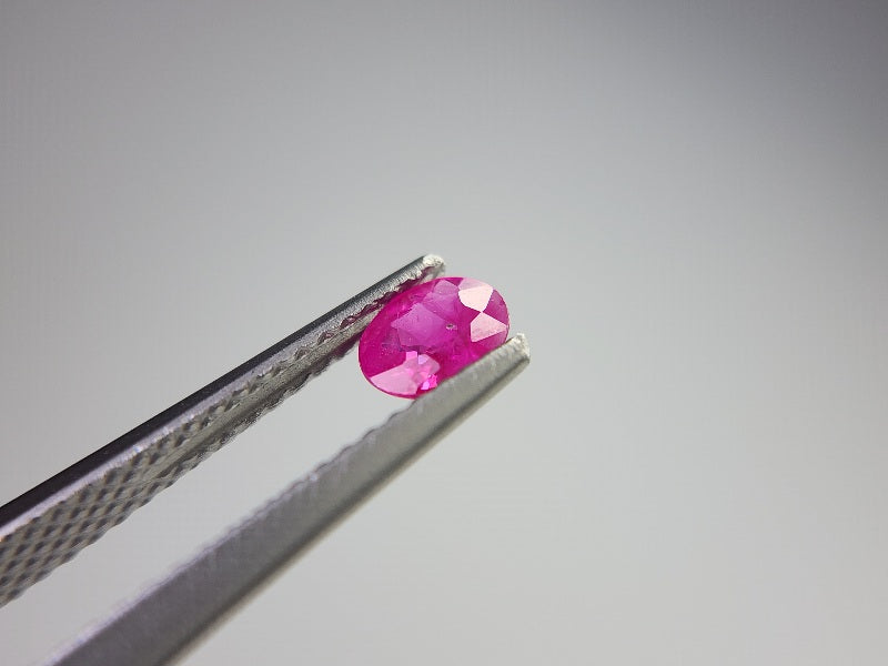 0013-6　ルビー　0.38ct