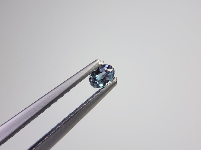 0266-1　アレキサンドライト(ブラジル産)　0.08ct