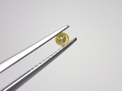 yeDM-8　イエローダイヤモンド　0.06ct