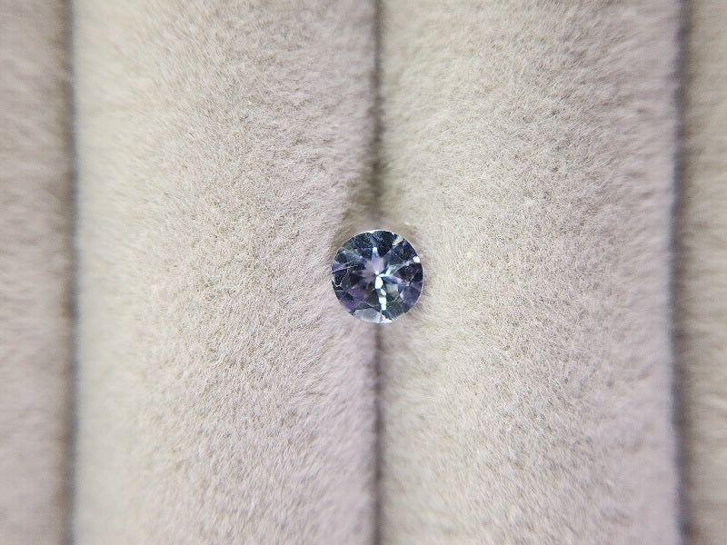 0657-27-3　ゾイサイト　0.34ct