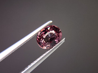 ccGA-4　カラーチェンジガーネット　0.81ct