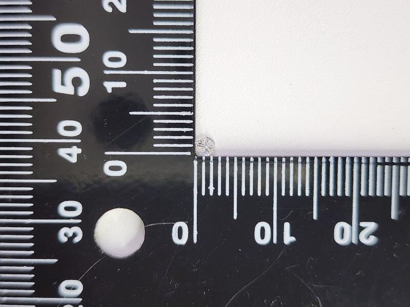 0015-1-2　ダイヤモンド　0.05ct