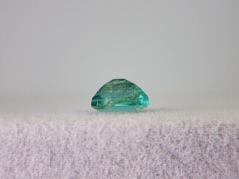 EM-6　エメラルド(ザンビア産)　0.61ct
