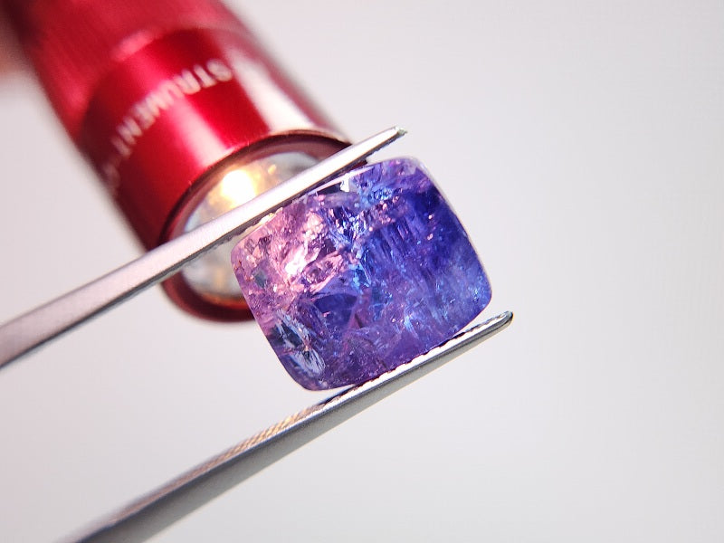 0938-20　タンザナイト(処理)　8.52ct